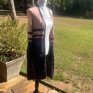 EASEL LOS ANGELES .. CARDIGAN …..581